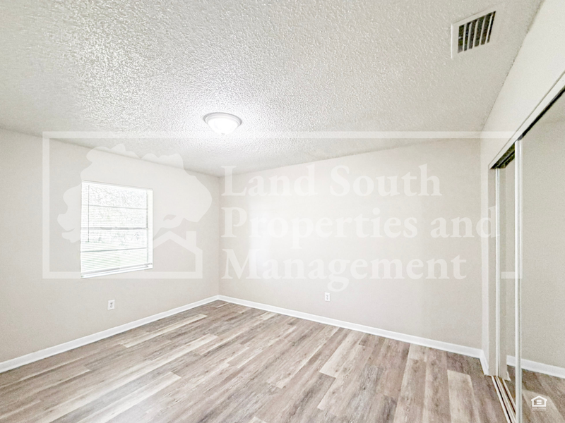 1222 Taylor St #1 - Photo 6 of 11