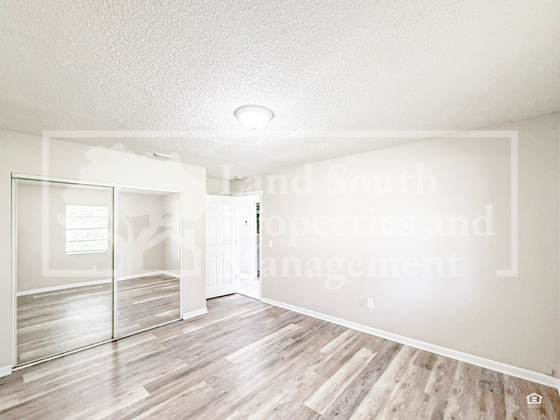 1222 Taylor St #1 - Photo 7 of 11