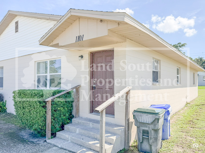 1101 Jewel Ave - Photo 2 of 13