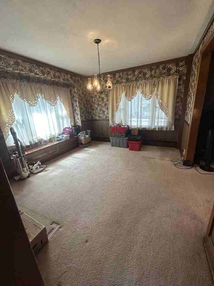 46 S 3rd St - Photo 7 of 37
