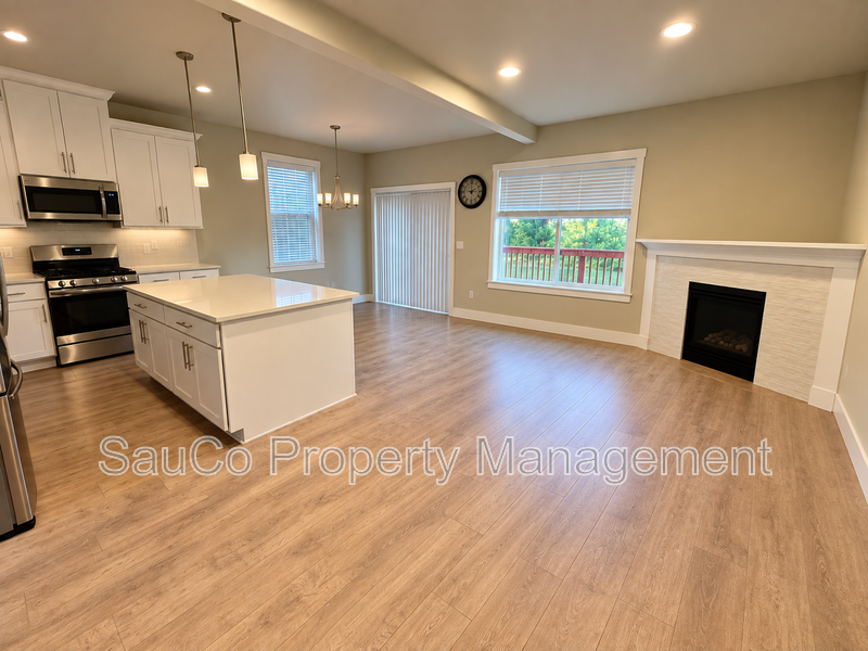 8023 Ne Sabo St - Photo 6 of 15