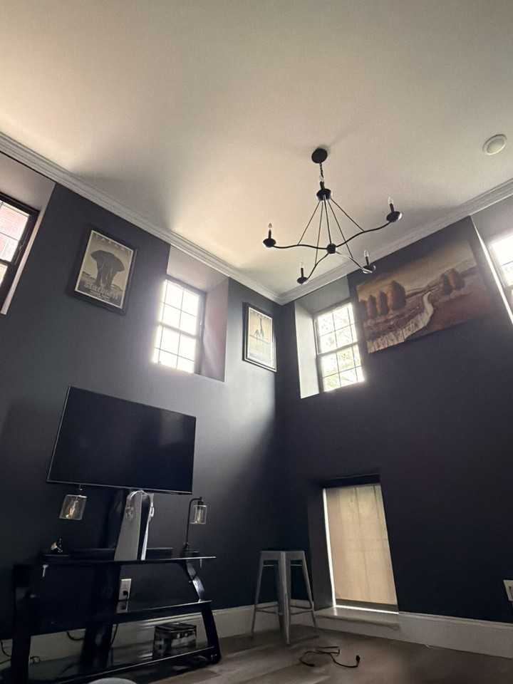 1330 Dolman St - Photo 5 of 6