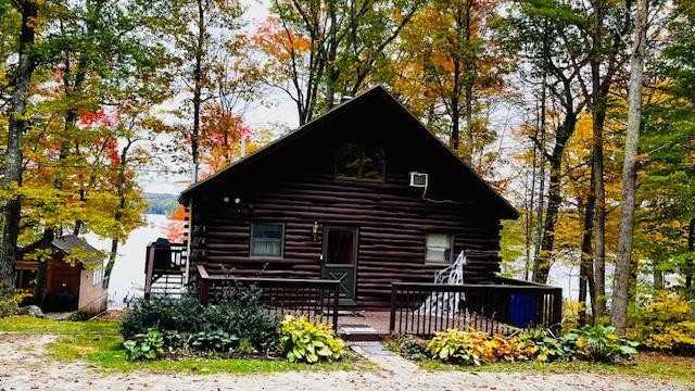 165 Meadow Rd - Photo 2 of 16