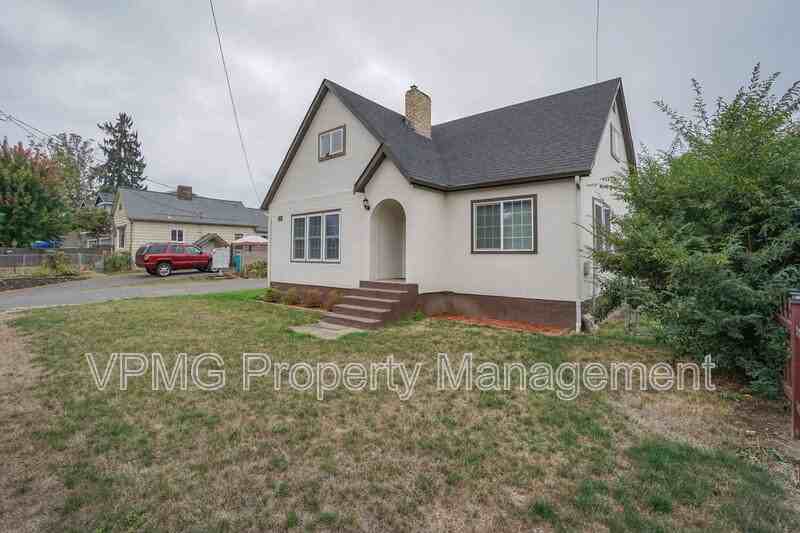 2901 Fruit Valley Rd - Photo 2 of 32