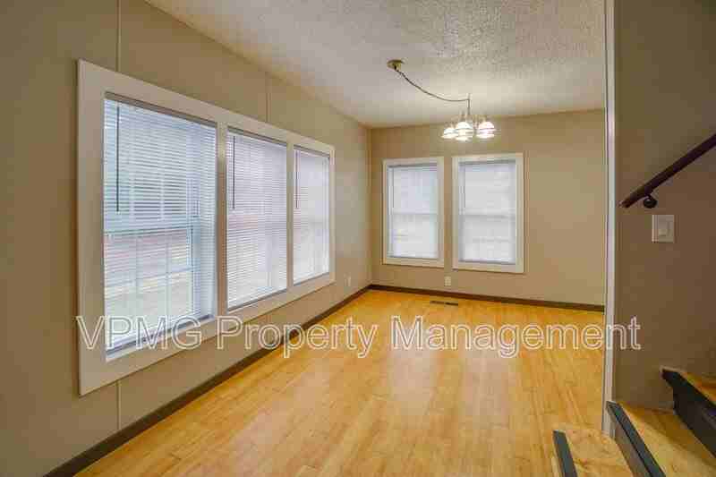 2901 Fruit Valley Rd - Photo 7 of 32