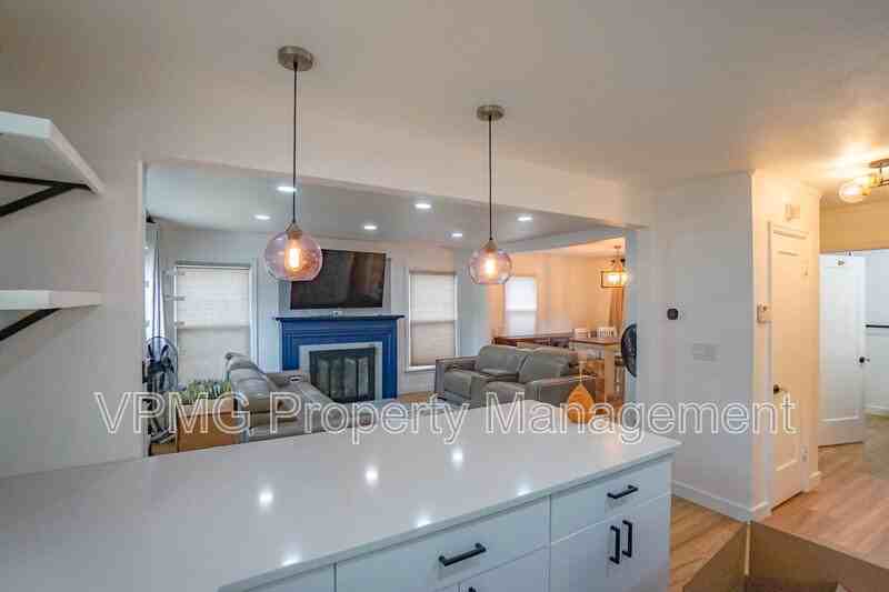 116 E 35th St - Photo 7 of 28