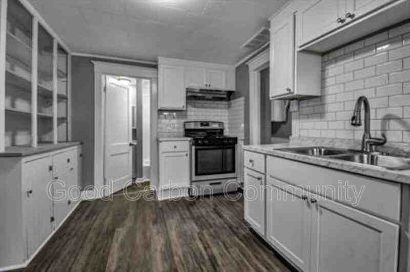 26 Johnson St #2 - Photo 5 of 28