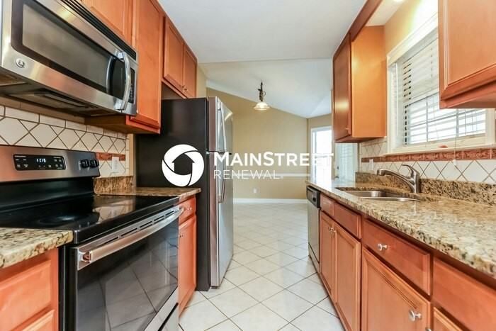 5021 Trailwater Dr - Photo 7 of 16