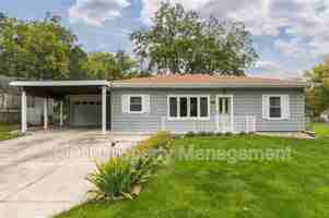 featured image of 1330 Lincoln Dr