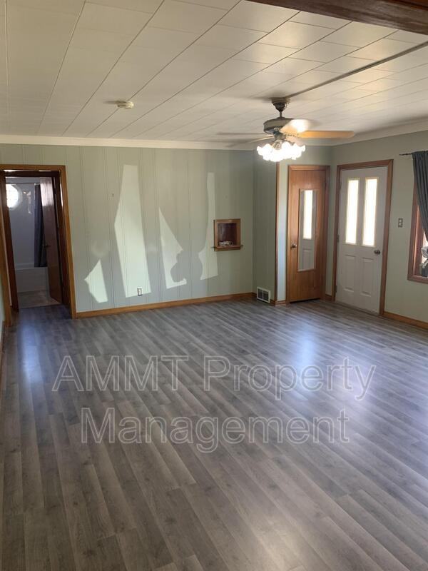 1330 Lincoln Dr - Photo 5 of 25