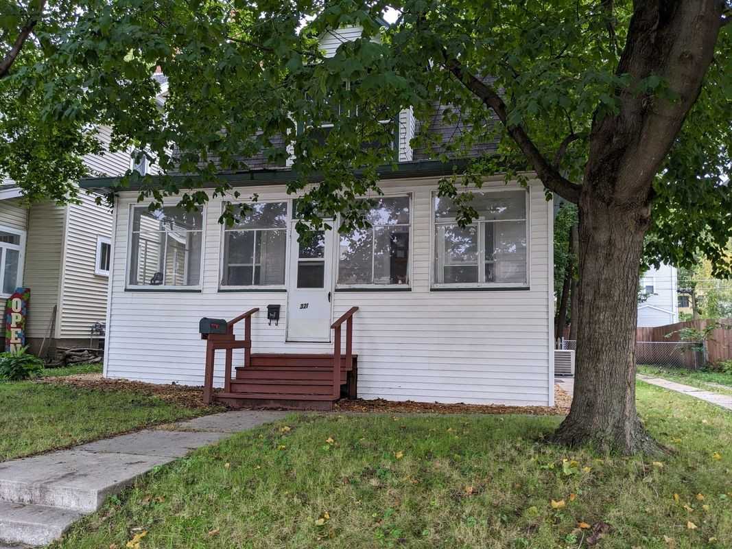 321 Ramsey St - Photo 2 of 29