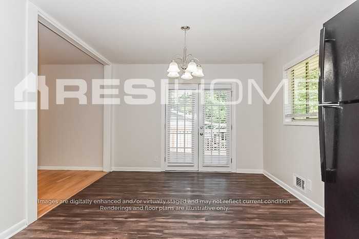 244 Shelburn Dr - Photo 4 of 22