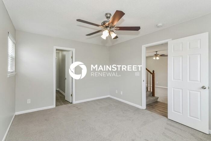 1208 Deena St - Photo 6 of 16