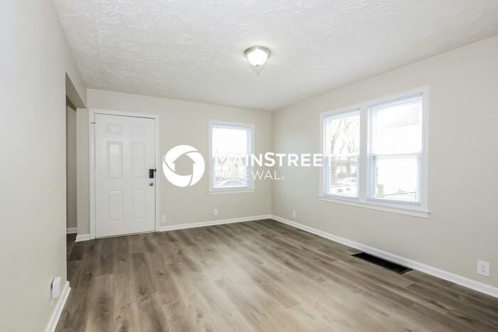 2334 Calhoun St - Photo 3 of 16
