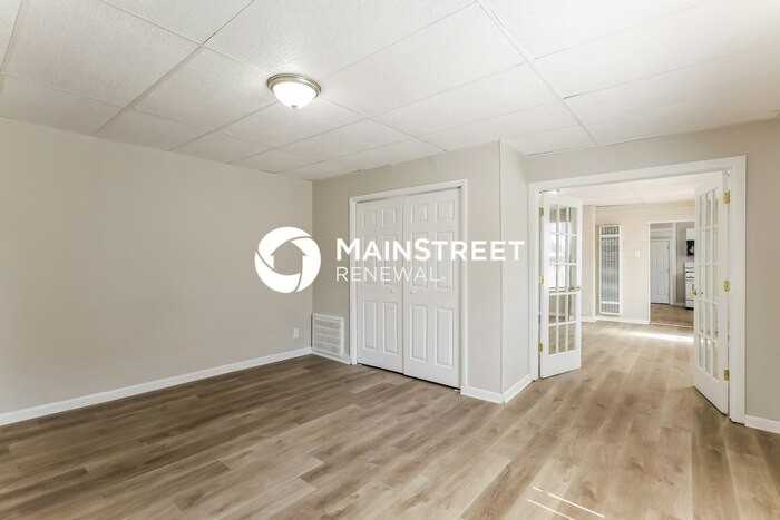 954 S 8th St - Photo 4 of 16