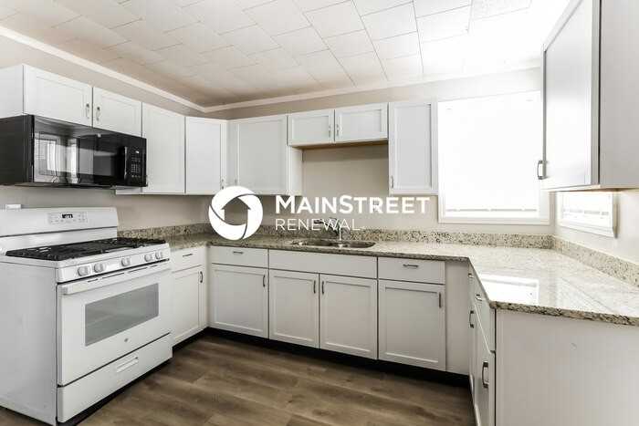 954 S 8th St - Photo 6 of 16