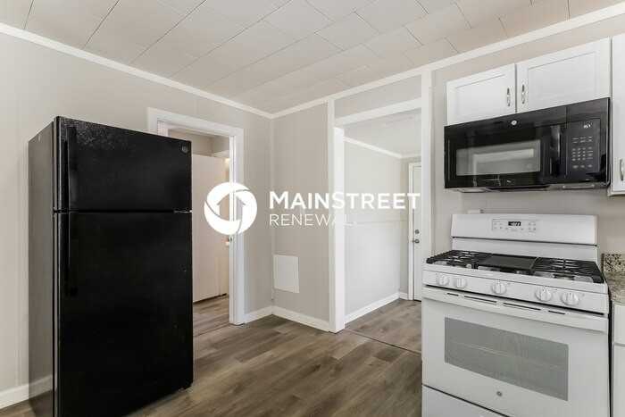 954 S 8th St - Photo 7 of 16