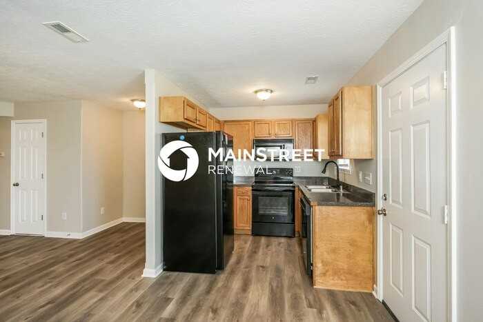 109 Frederick Rd - Photo 6 of 17