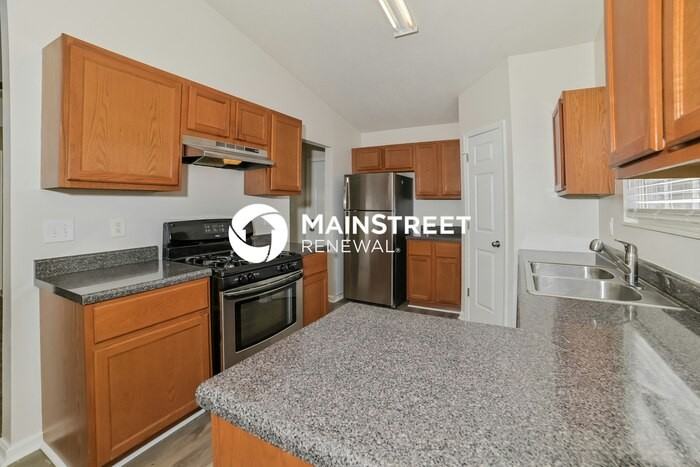 5051 Cattail Ln - Photo 5 of 16