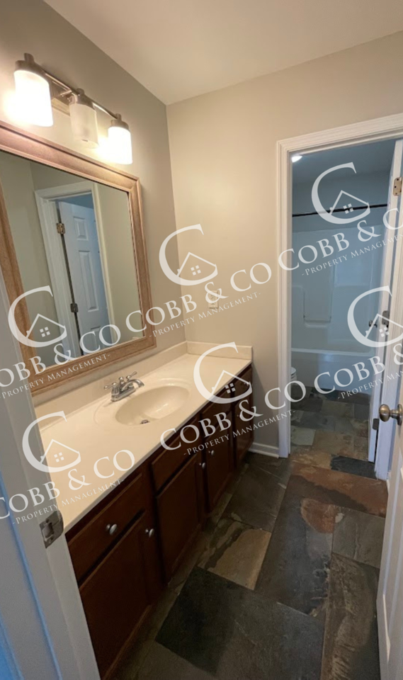 4513 Tosh Ln - Photo 5 of 10