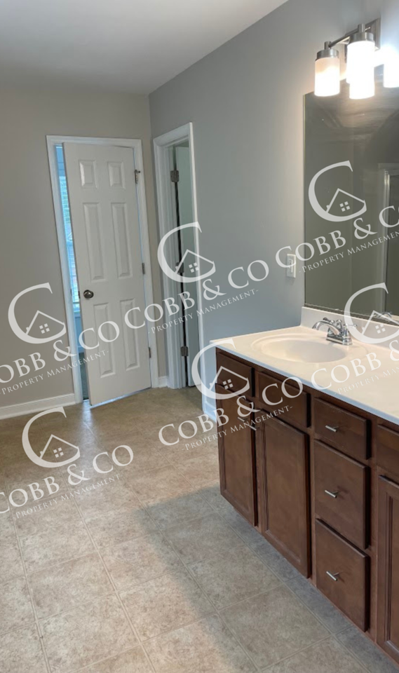 4513 Tosh Ln - Photo 6 of 10