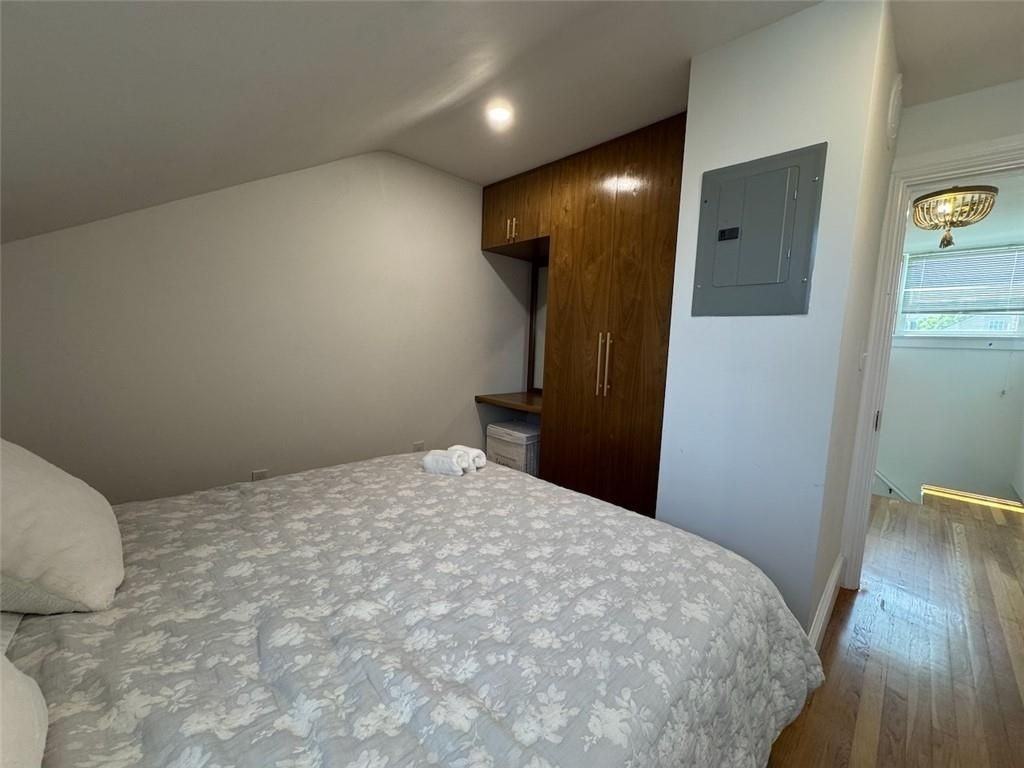 8 Barney St ##3 - Photo 4 of 12