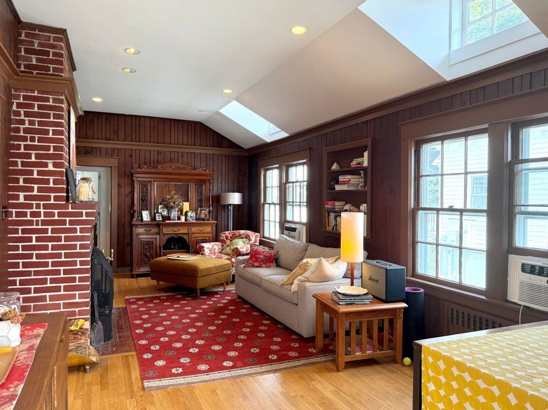 20 Norwalk Ave - Photo 5 of 12