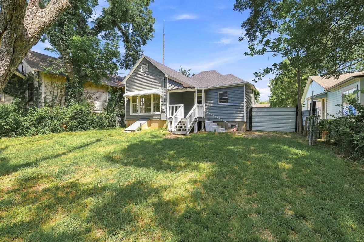 604 E Morton St - Photo 3 of 3