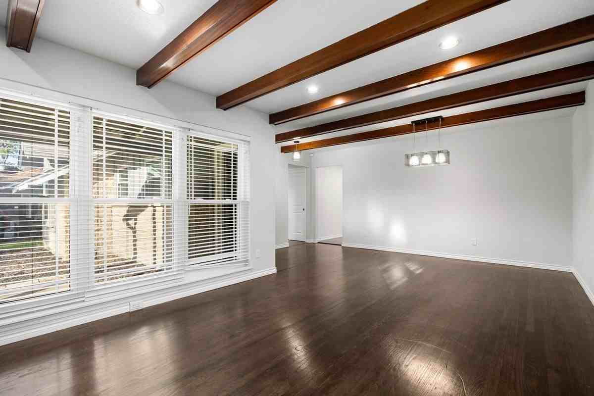1234 W 31st St - Photo 7 of 7