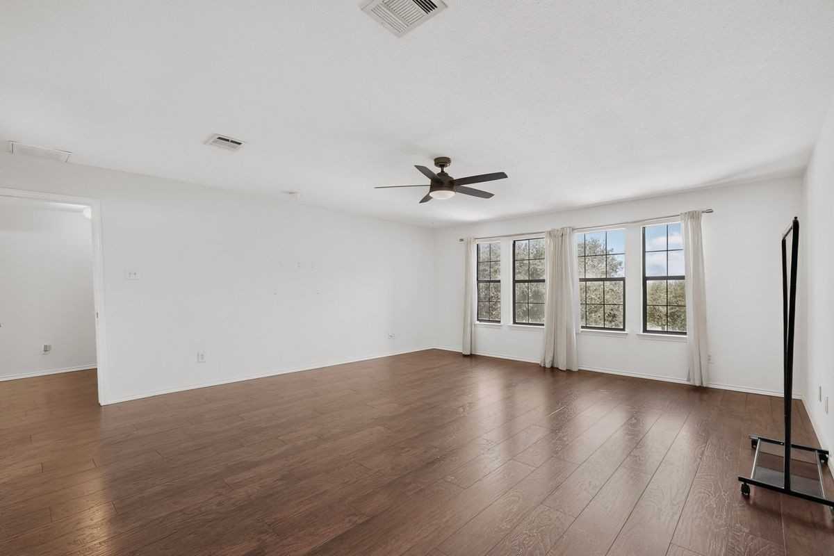 11517 Chatam Berry Ln - Photo 6 of 26