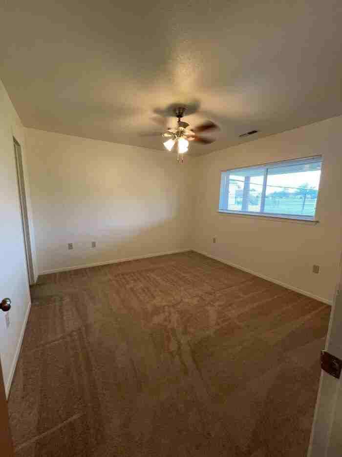 268 Mellette Ct - Photo 7 of 9