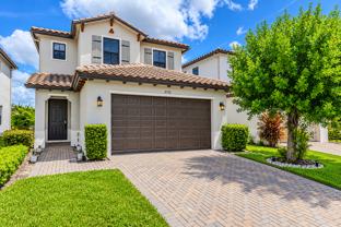 8732 Madrid Cir - Photo 1 of 1