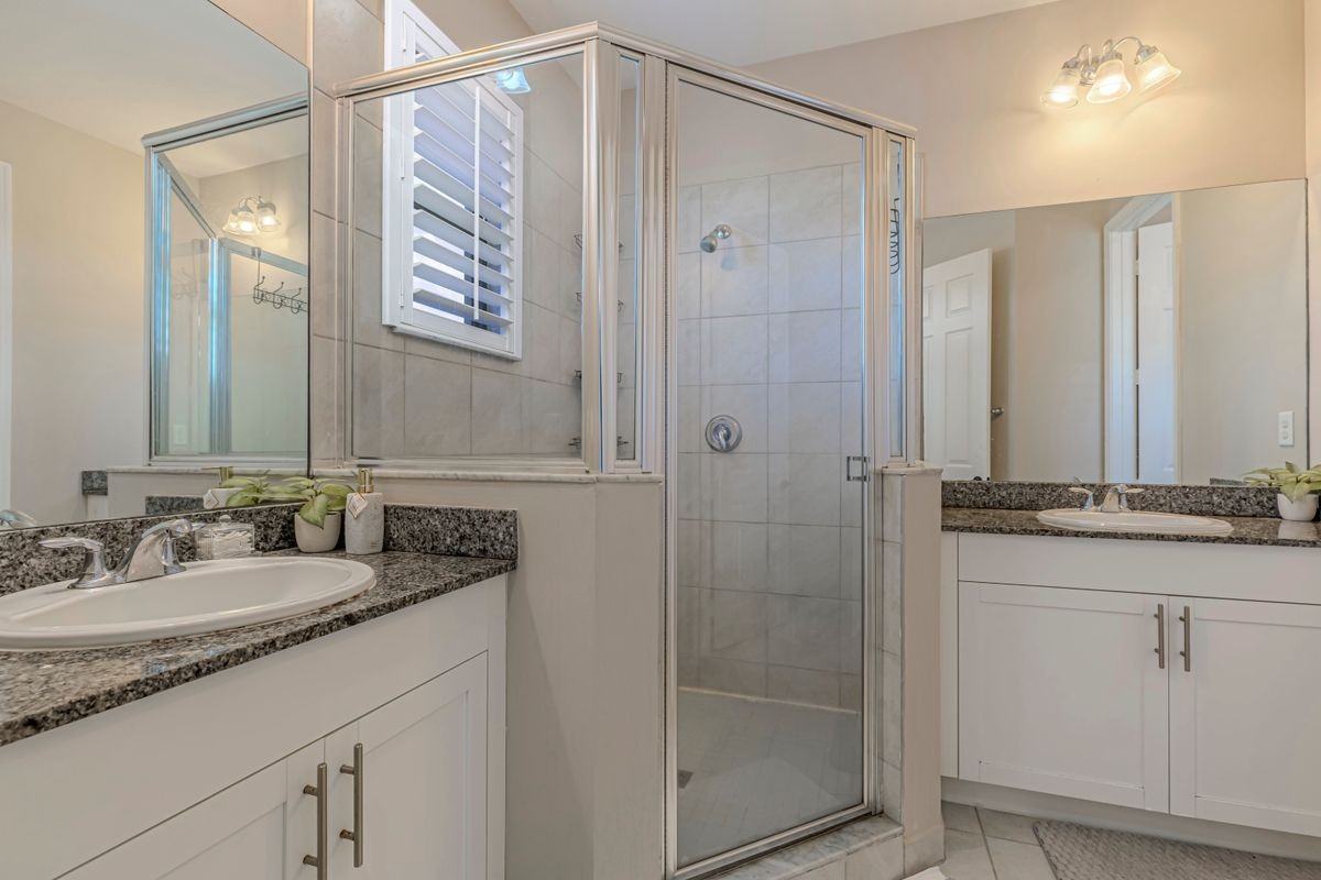 8732 Madrid Cir - Photo 2 of 24