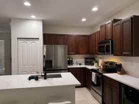 1091 Nw 33rd St - Photo 1 of 1