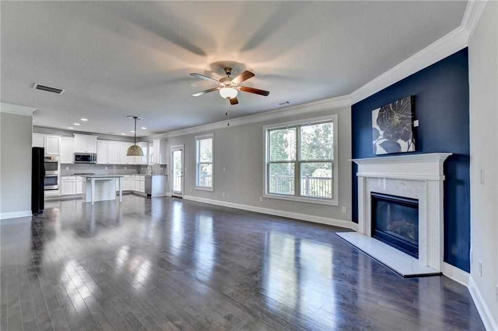 3860 Grandview Manor Dr - Photo 6 of 37