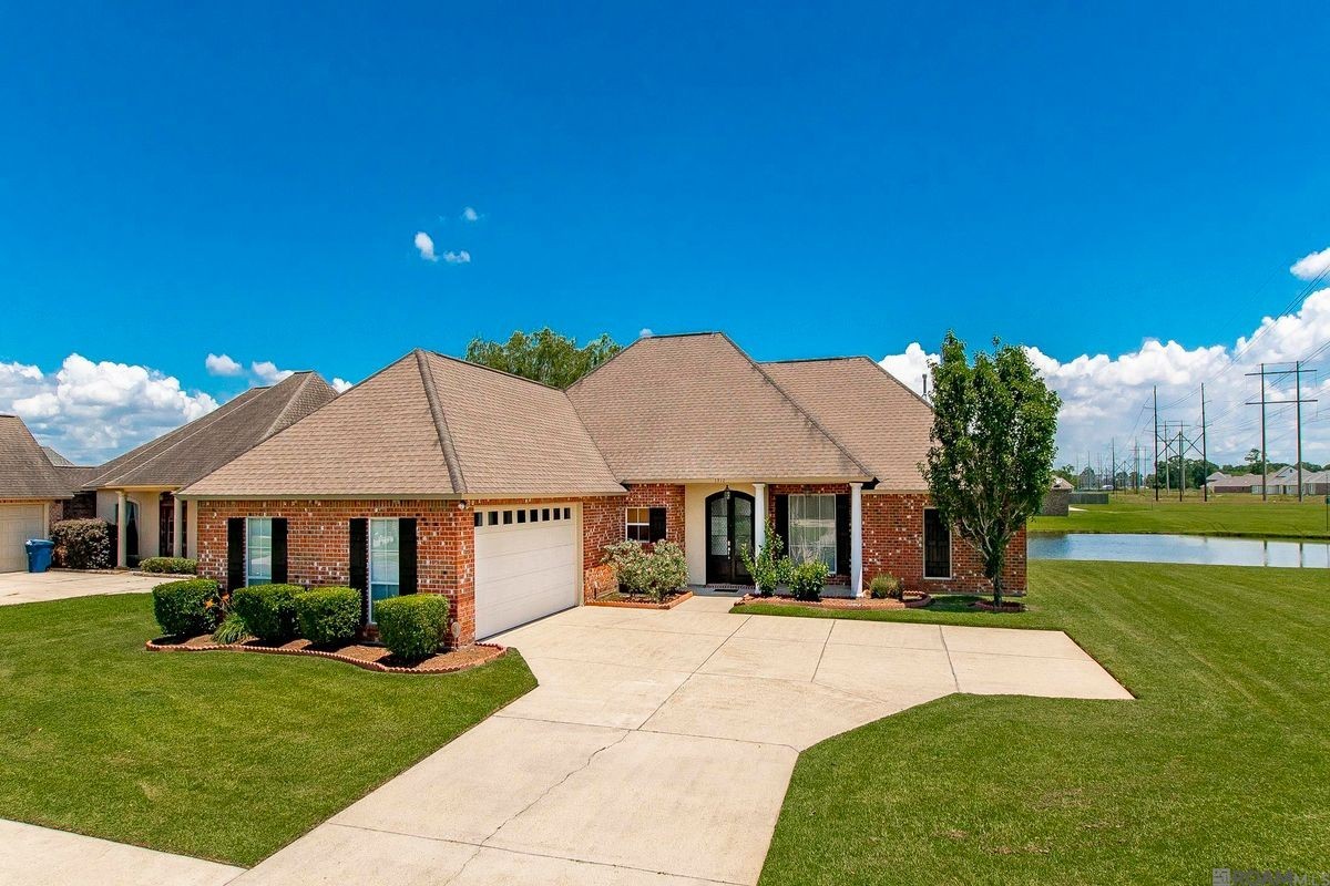 3912 Poplar Grove Dr - Photo 3 of 21