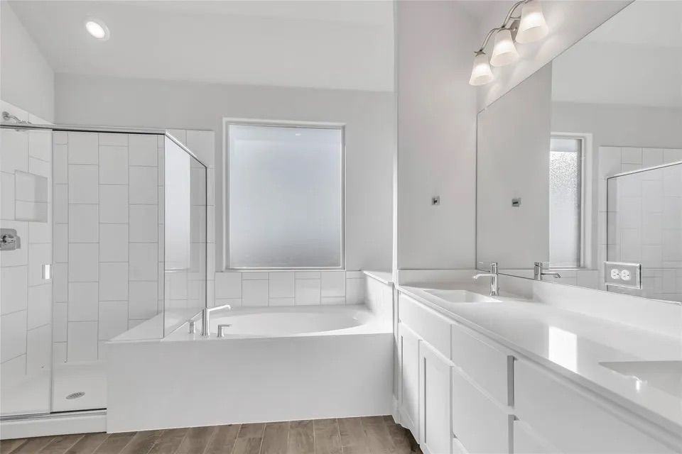 4804 Dewy Rose Ln - Photo 5 of 28