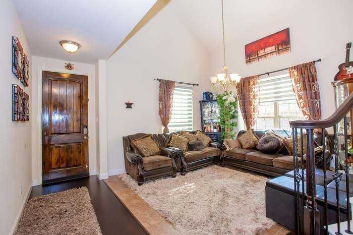 1002 Nail Ln - Photo 4 of 36
