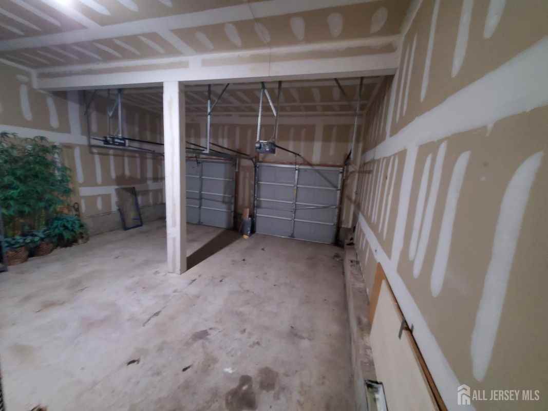 748 New Durham Rd - Photo 7 of 12