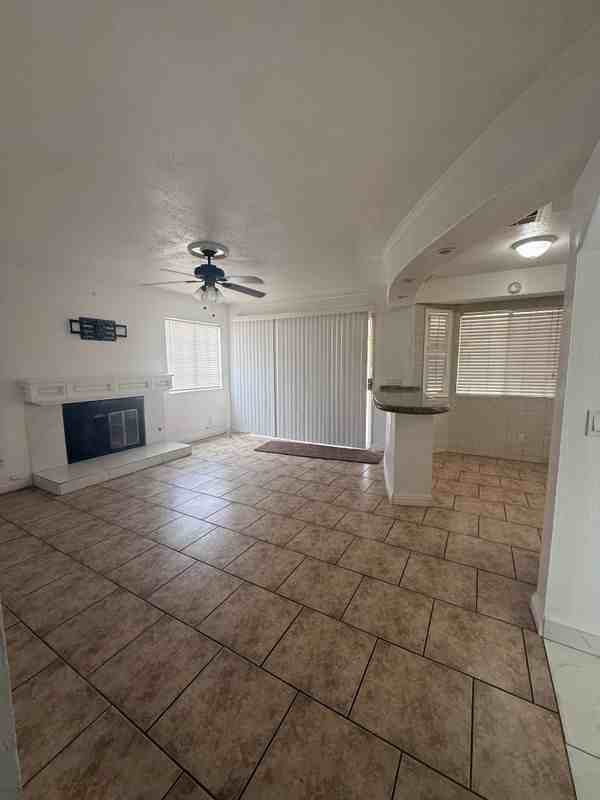 25508 Loren Way - Photo 6 of 19