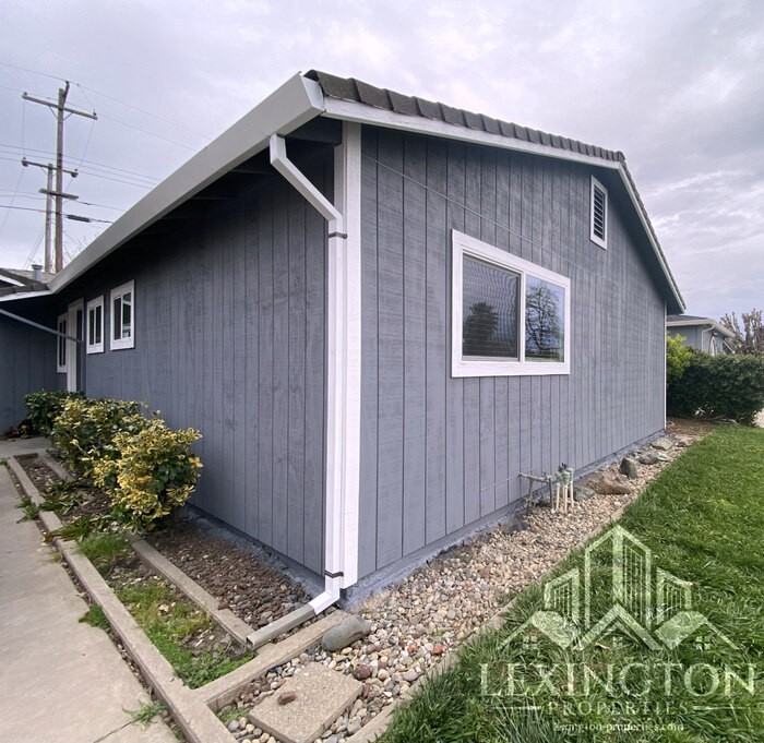 237 Tejon Ave - Photo 3 of 27