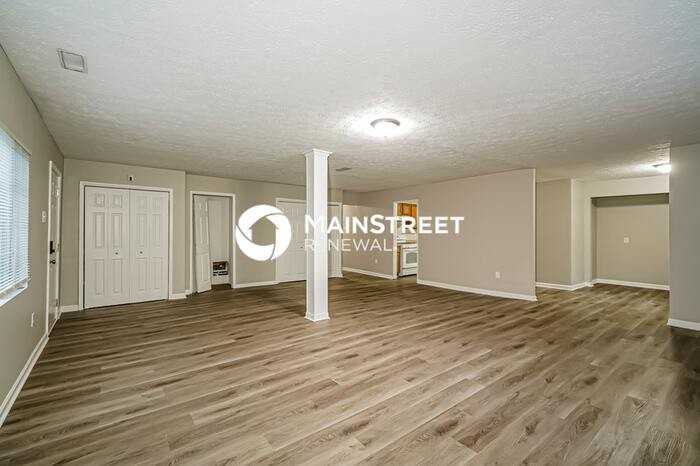 2135 E 75th St - Photo 3 of 16