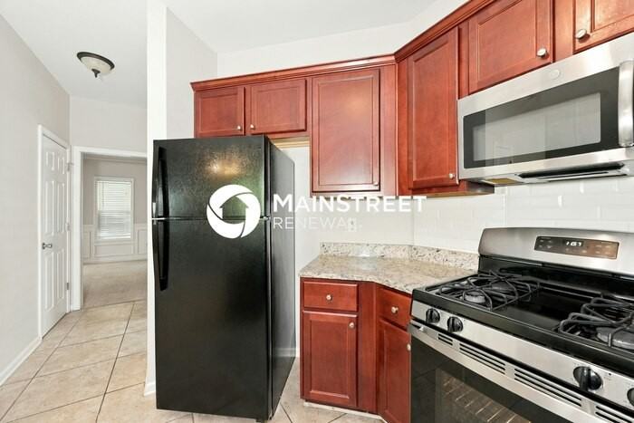 2641 Freemont St - Photo 7 of 20