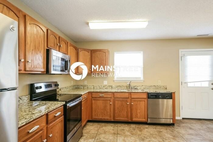 735 Streamside Dr - Photo 6 of 16