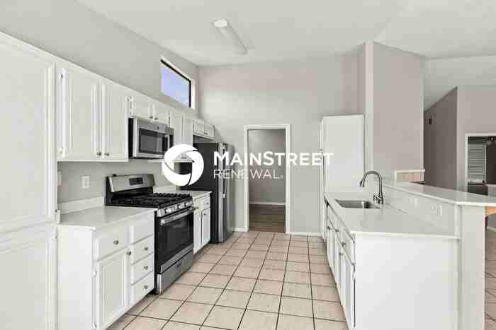 6236 Barkstone Ave - Photo 4 of 18