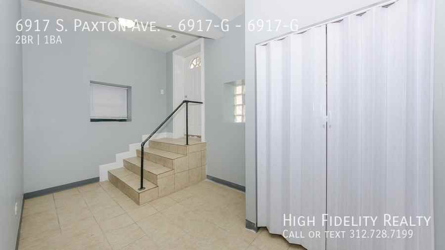 6901-17 S. Paxton/2211-17 E 69th St. - Photo 5 of 44