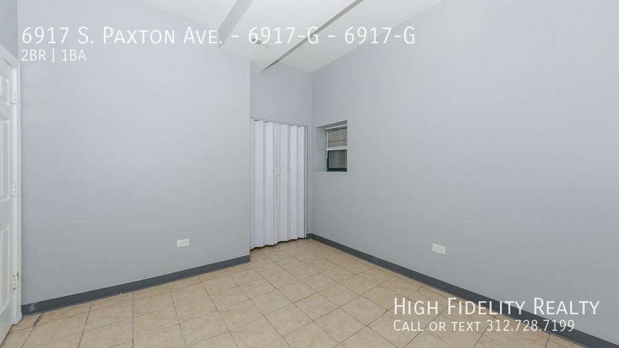6901-17 S. Paxton/2211-17 E 69th St. - Photo 7 of 44