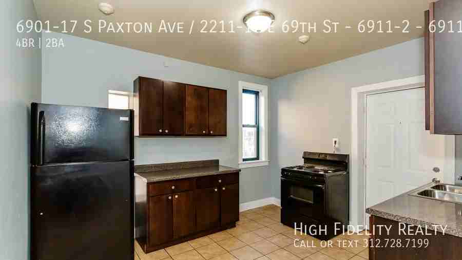 PAXTON AVE/ 2211-17 E 69TH & #6911-2 - Photo 5 of 10