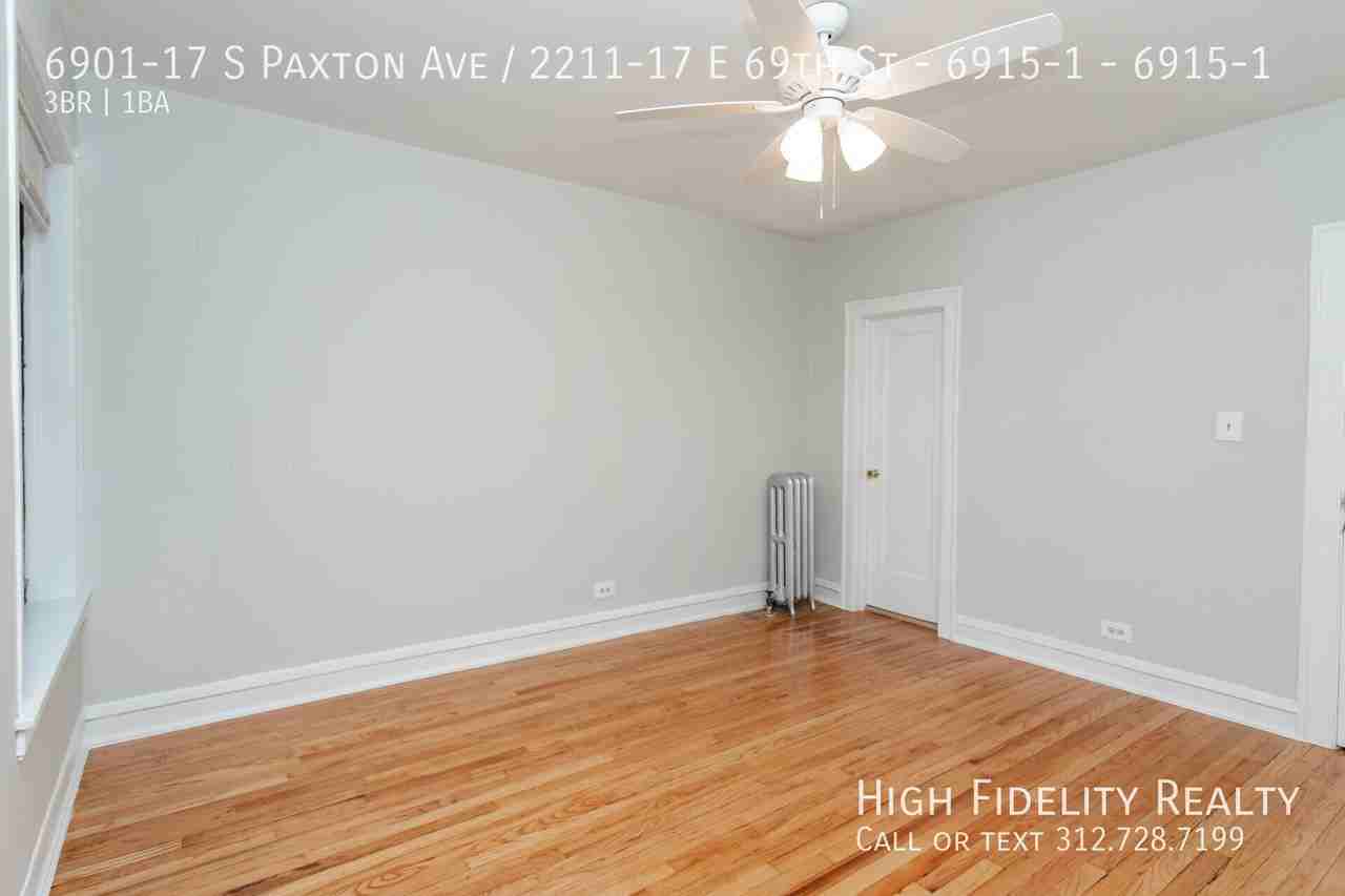 6901-17 S Paxton Ave / 2211-17 E 69th St - 6915-1 #6915-1 - Photo 7 of 11