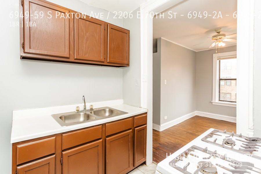 6949-59 S Paxton Ave / 2206 E 70th St - 6949-2A #6949-2A - Photo 6 of 11